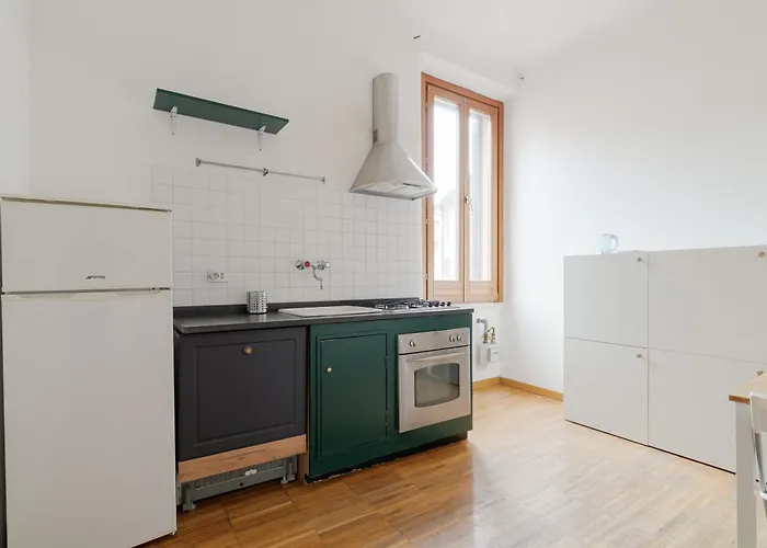 Guesthost - Mm5 Isola Cozy Milánó