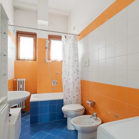 Guesthost - Mm5 Isola Cozy Apartamento Milão
