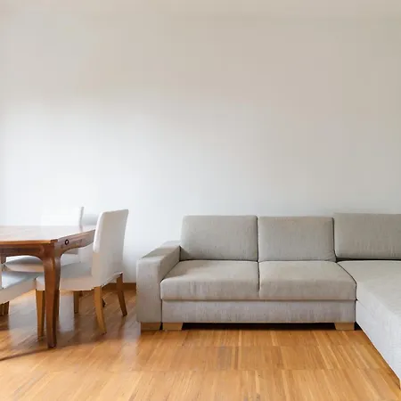 Guesthost - Mm5 Isola Cozy * Milão